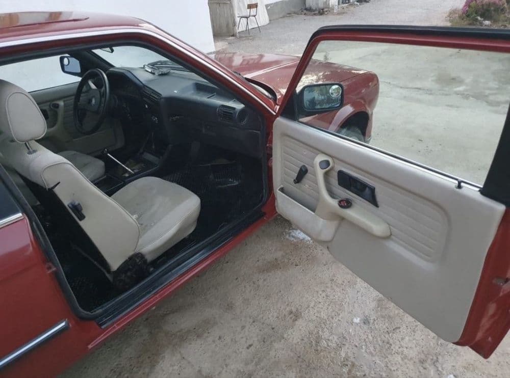 BMW e30 coupe m30 b3 — 5