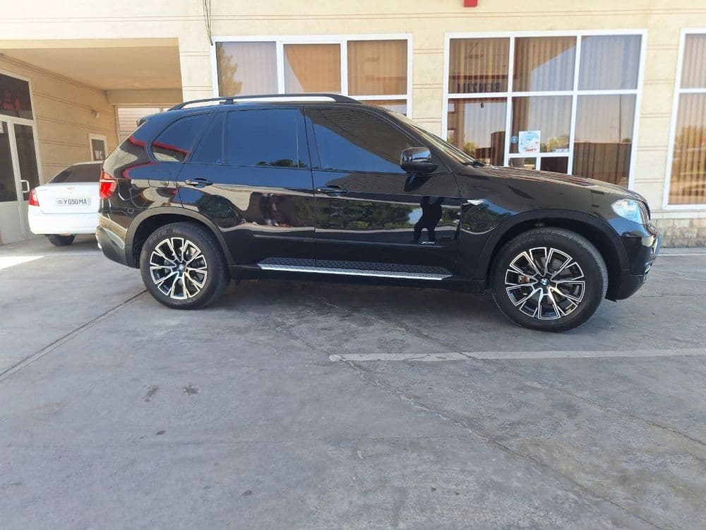 Срочна сотилади BMW X5 E70 4.8 I X DRAEV — 2