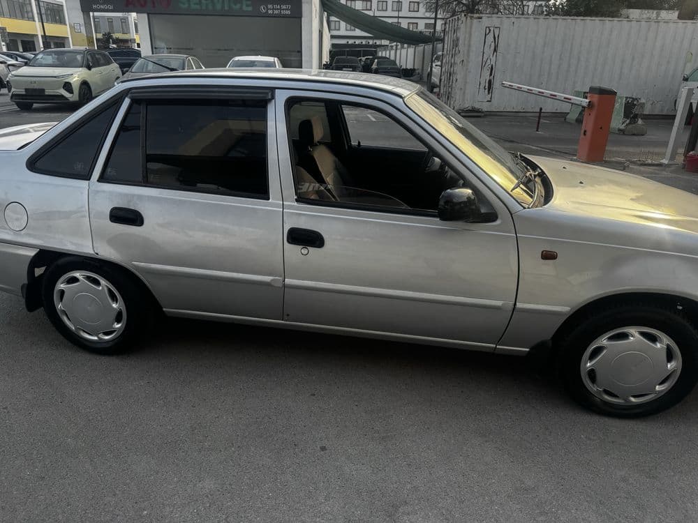 Nexia 2  1.6 holati zor tehnichiski ish yoq 2010 gen bor — 4
