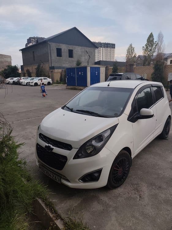 Chevrolet Spark 2011 yil — 4