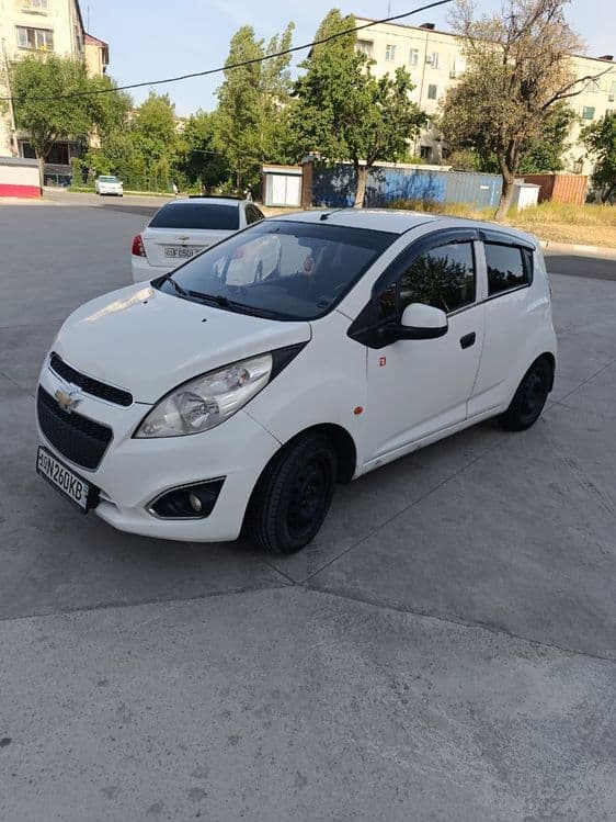 Sotiladi Spark gazi bor — 1