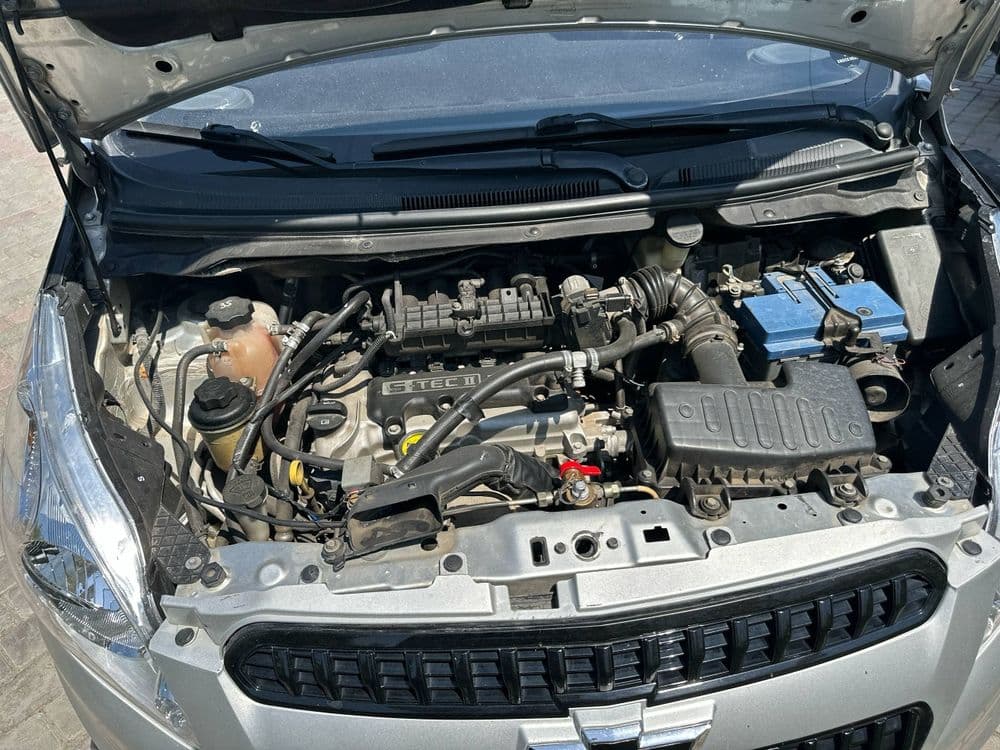 Spark 2012  2 poz 1.25 motor metan — 2