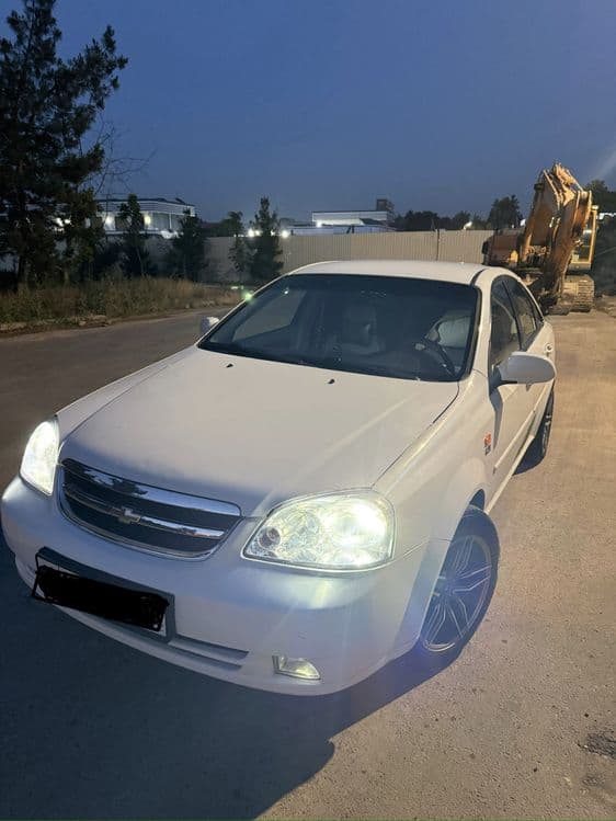 Lasetti 1.8 Yili 2011 Mexanika — 1