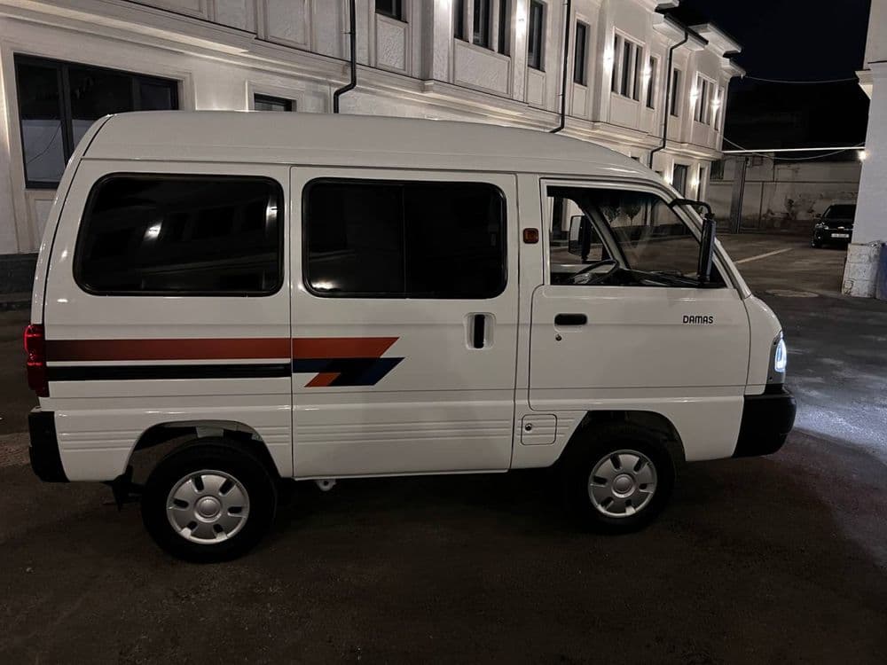 Chevrolet Damas — 4
