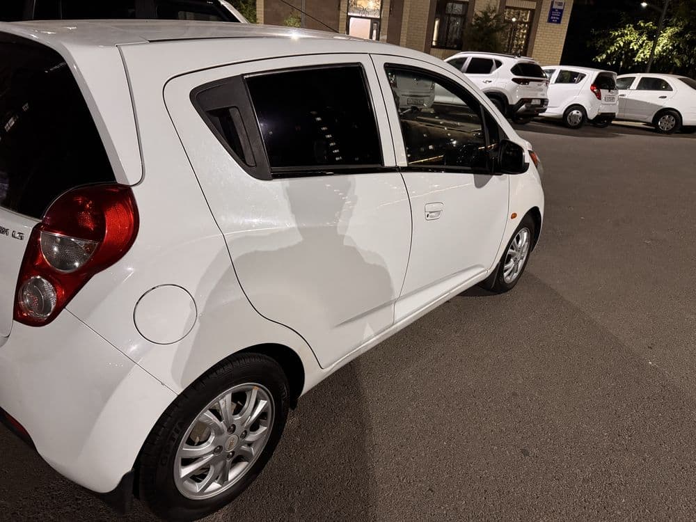 Spark avtomat 2010,Yil probeg 211000 holati zor — 3