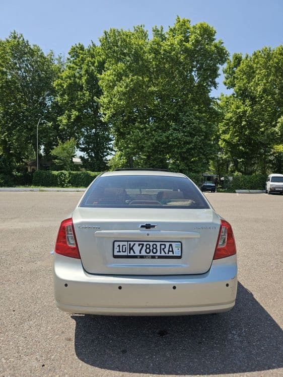 Lasetti avtamat 1.8 — 4