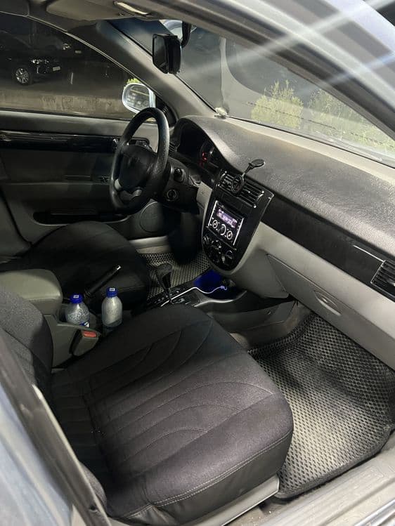 Lacetti 1.6 avtomat Sotiladi — 5
