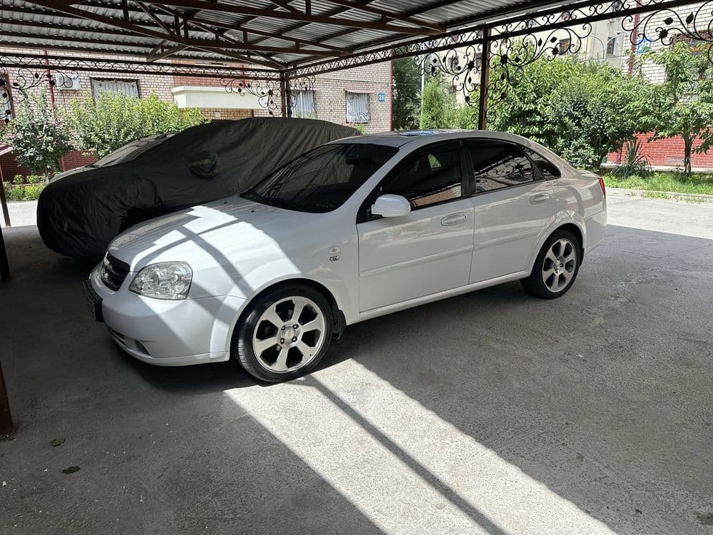 Lasetti. 2012. Metan gaz — 1