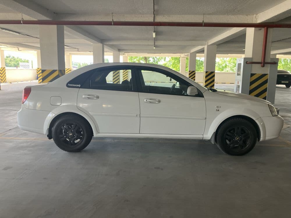 Chevrolet Lacetti 2010, 1.8 бензин, механика, пробег 191 500 км. — 3