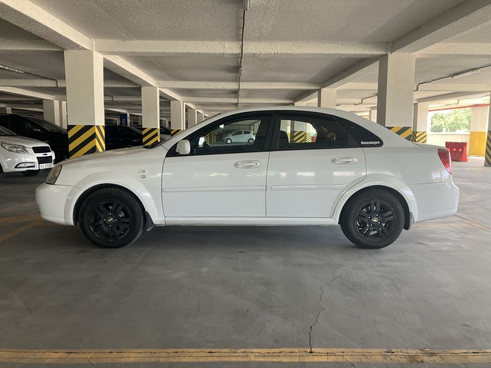 Chevrolet Lacetti 2010, 1.8 бензин, механика, пробег 191 500 км. — 4