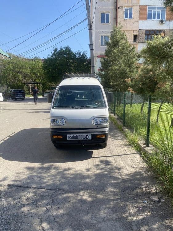 Damas Van 2025 + metan — 1