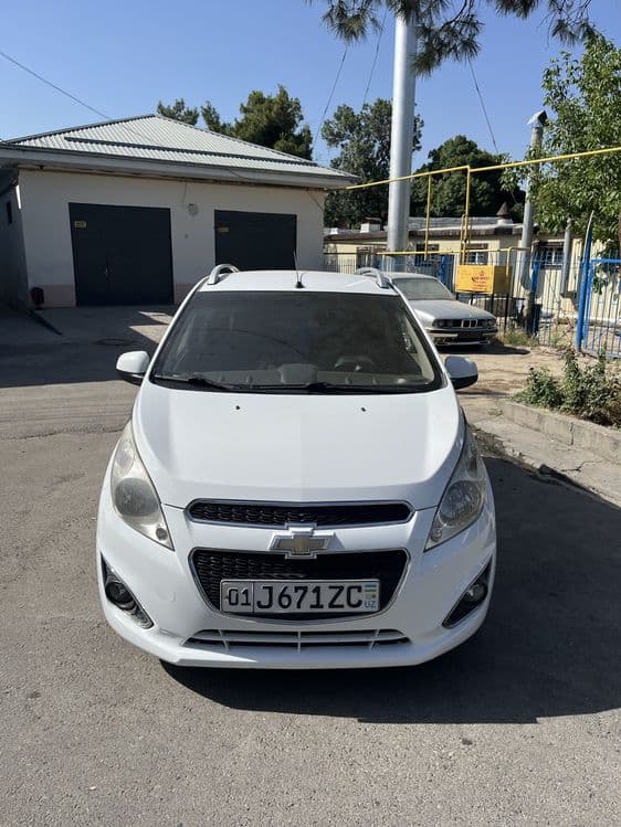 Chevrolet spark avtomobili — 1