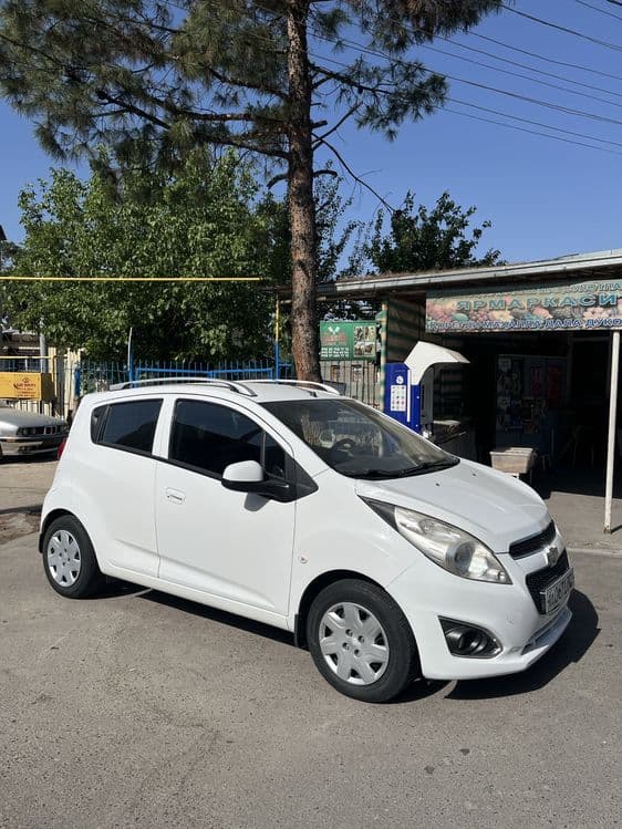 Chevrolet spark avtomobili — 2