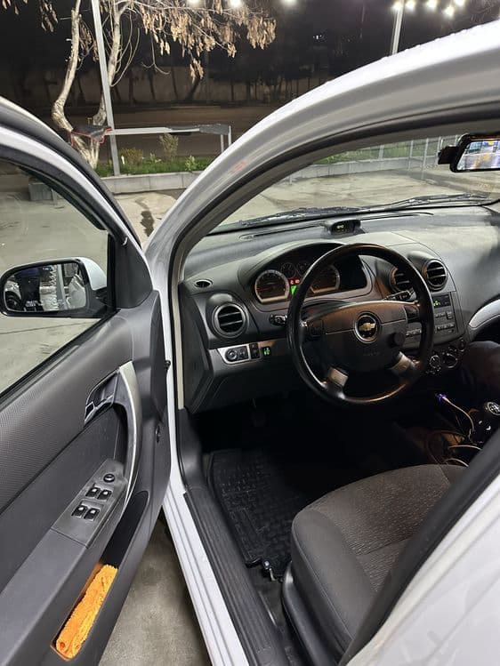 Chevrolet nexia 3 — 5