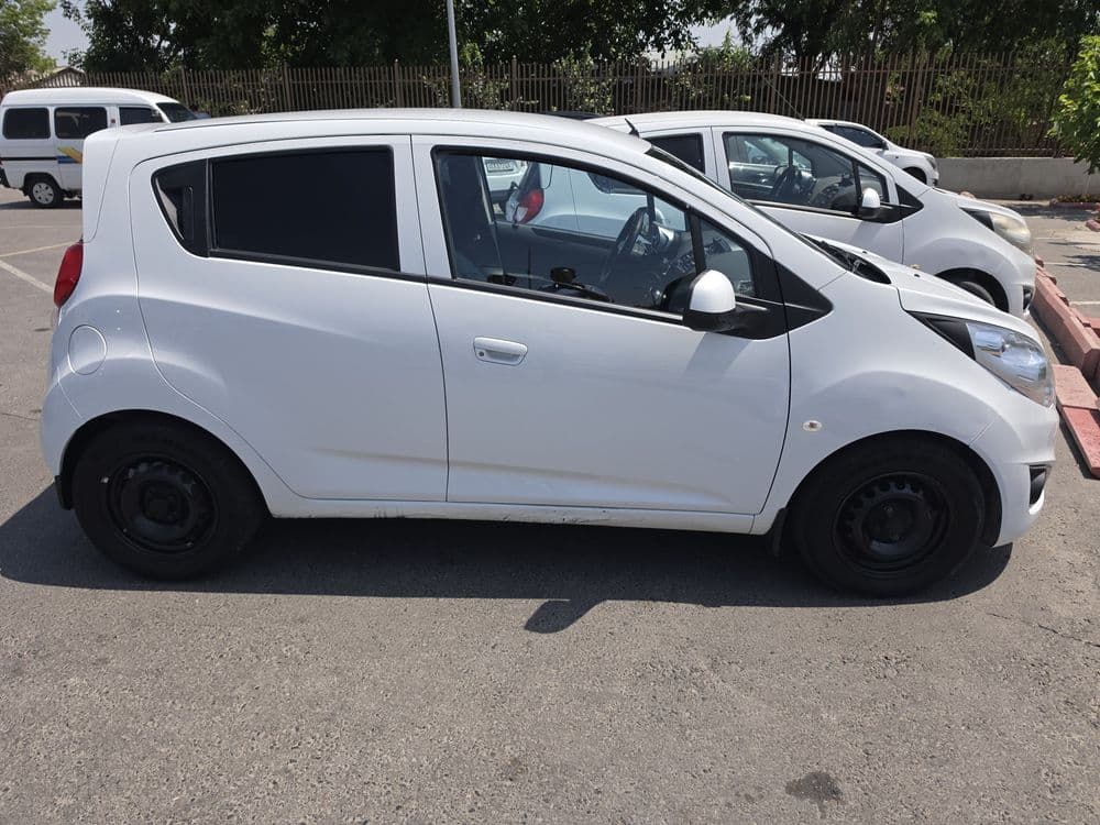 Siroshn sotlad spark 2022 yil gaz bor  1 petn bor — 4