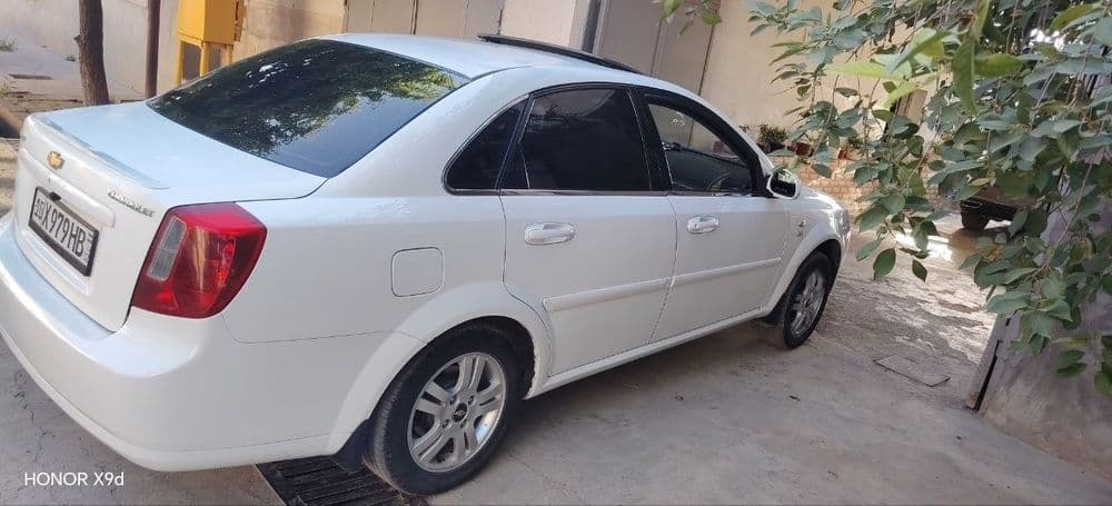 LACETTI 1.6 Avtomat — 1