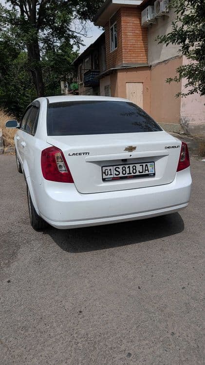 Lacetti 1.8 motor 2011 — 4