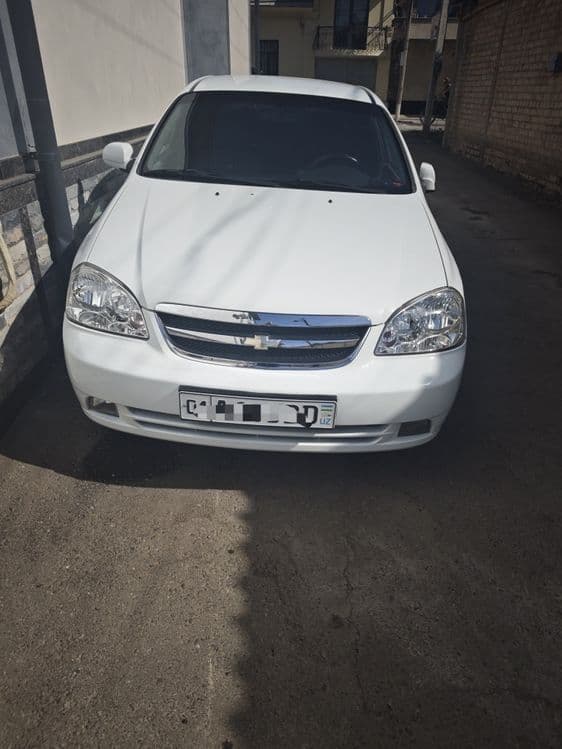 Chevrolet Lacetti 1.8 — 1