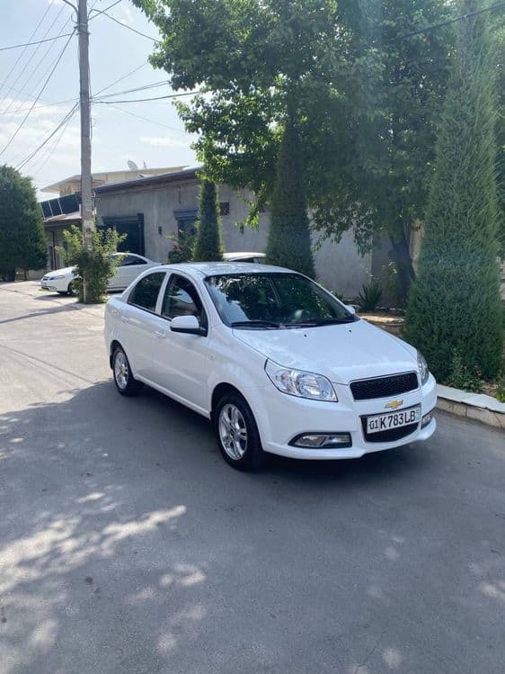 Ideal Nexia 3 Sotiladi — 1