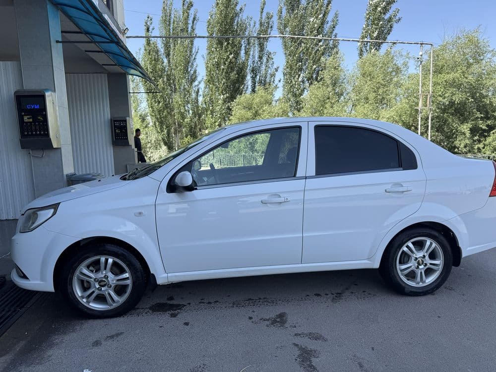 Nexia 3 2022 avtomat 82300km oq — 2