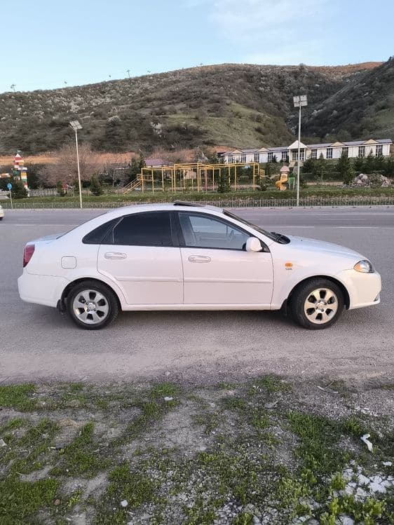 Chevrolet Jentra — 1