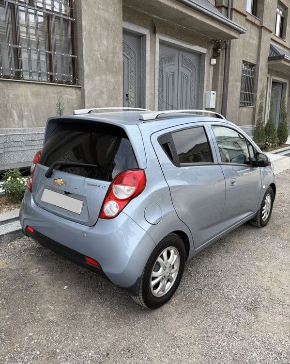 Chevrolet Spark 4 pozitsiya 1.25 avtomat 2022 — 4
