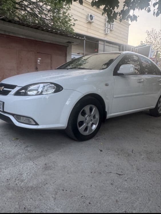 Продается Chevrolet Gentra 2016 AT 3 позиция — 2
