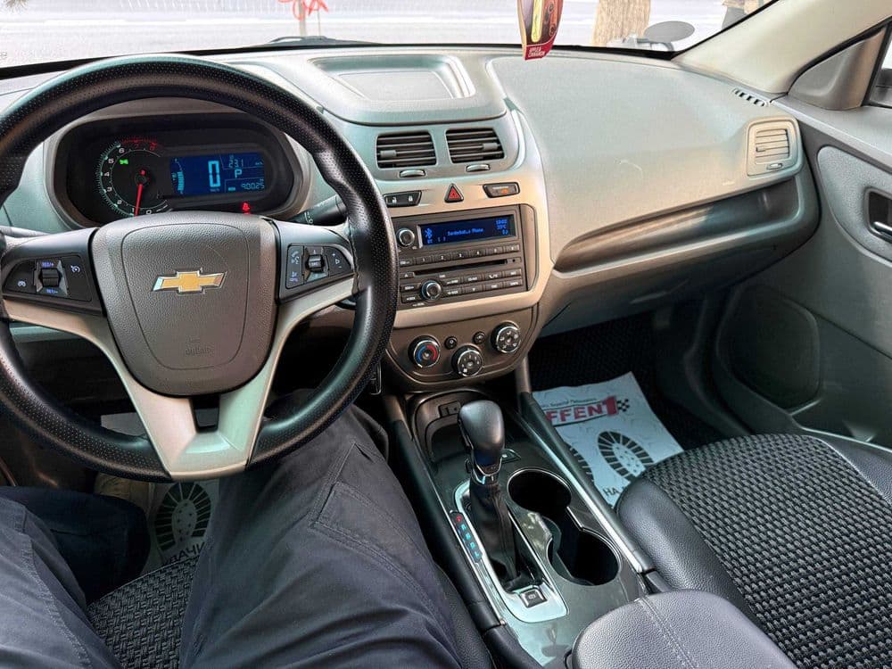 Chevrolet Cobalt 2021 — 2