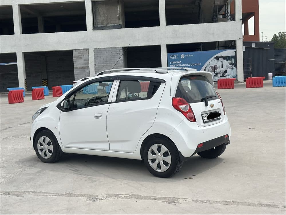 Spark 2022 yil sotiladi  km 24.000 — 5