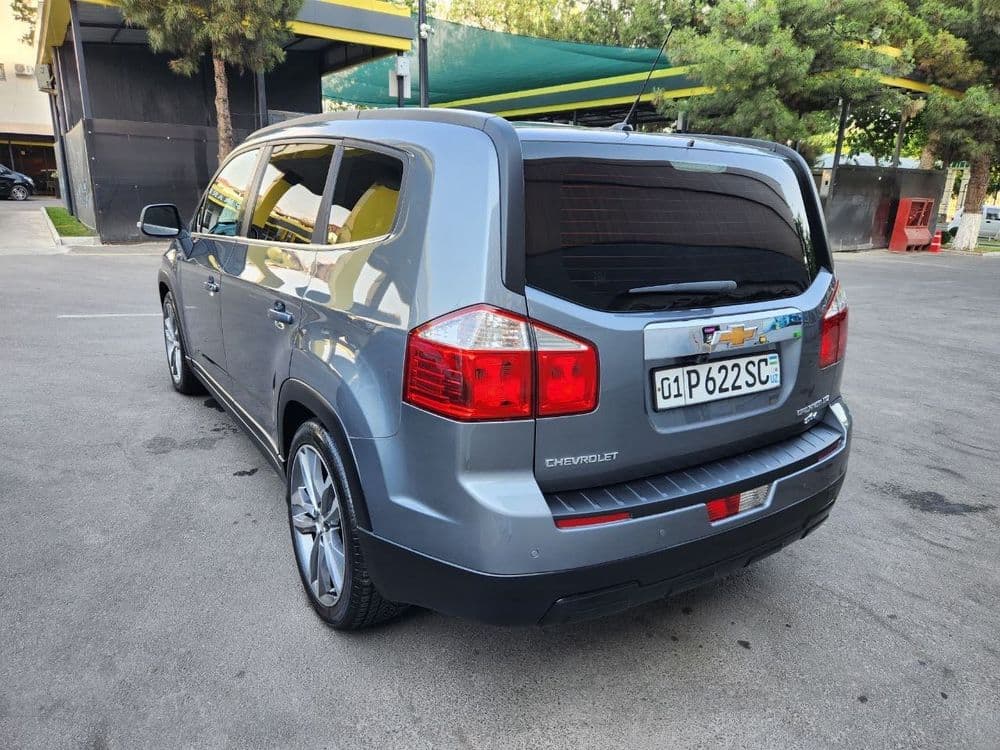 Chevrolet Orlando LTZ — 3