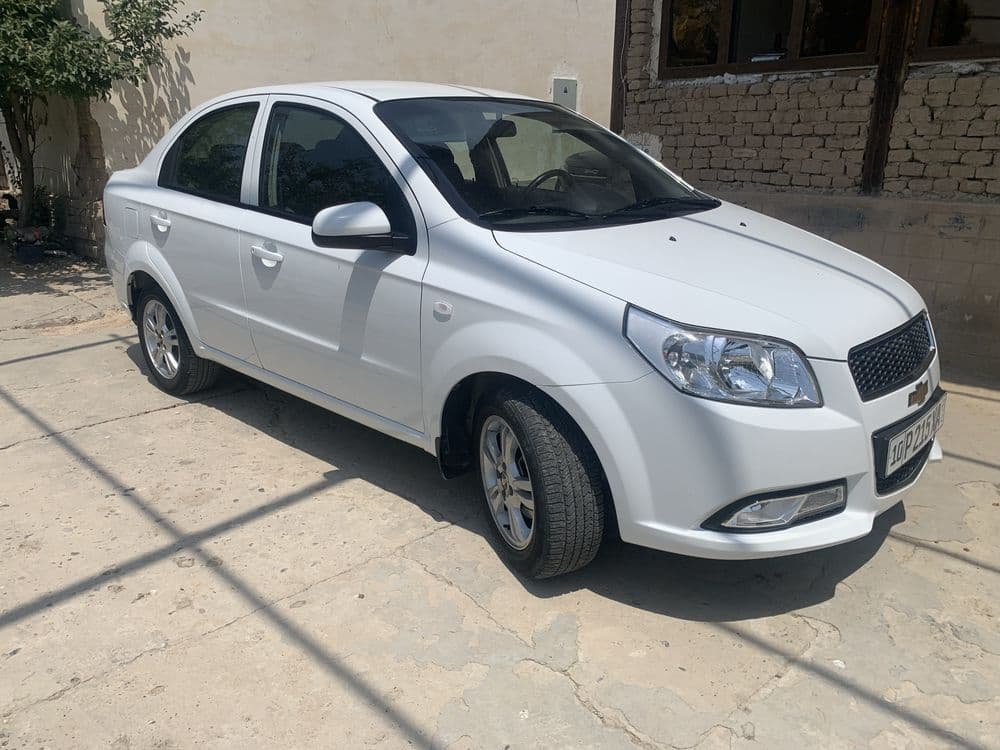 Chevrolet Nexia 3 2022 rangi oq 30000klm — 3