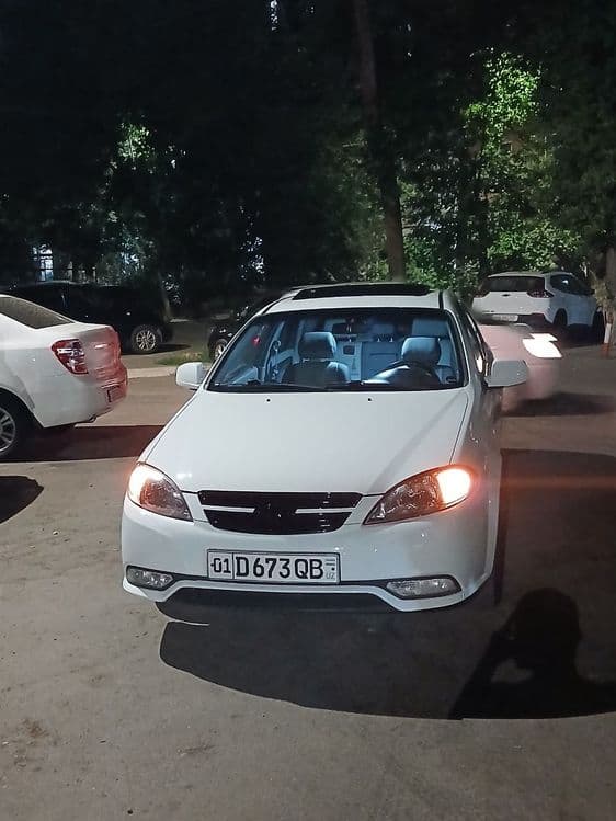 Chevrolet Gentra 2018 3 pazitsiya — 2