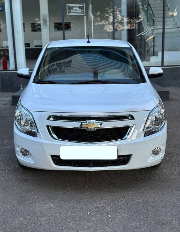 Chevrolet Cobalt 2023 — 3