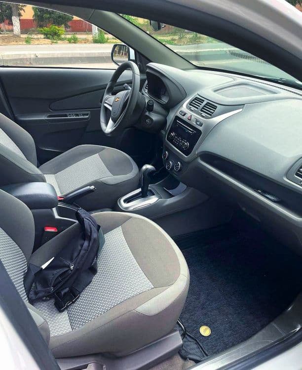 Chevrolet Cobalt 2023 — 4