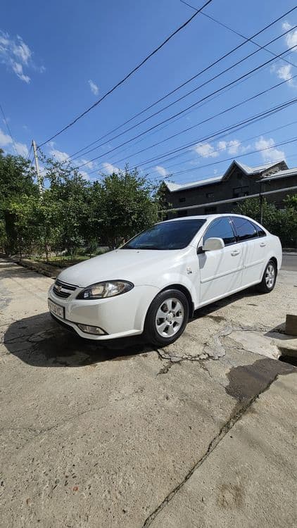 Lacetti Gentra 2020 — 2