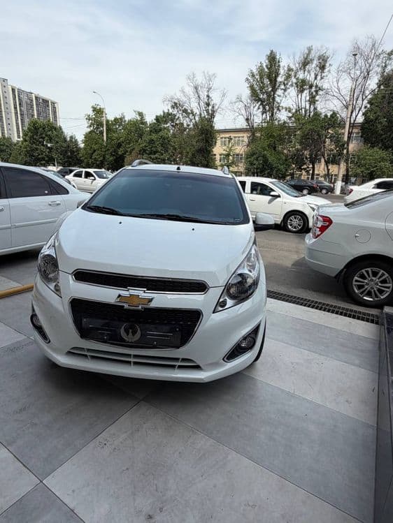 Spark avtomat 2021 yil kraska toza . 8600 km yurgan. — 1