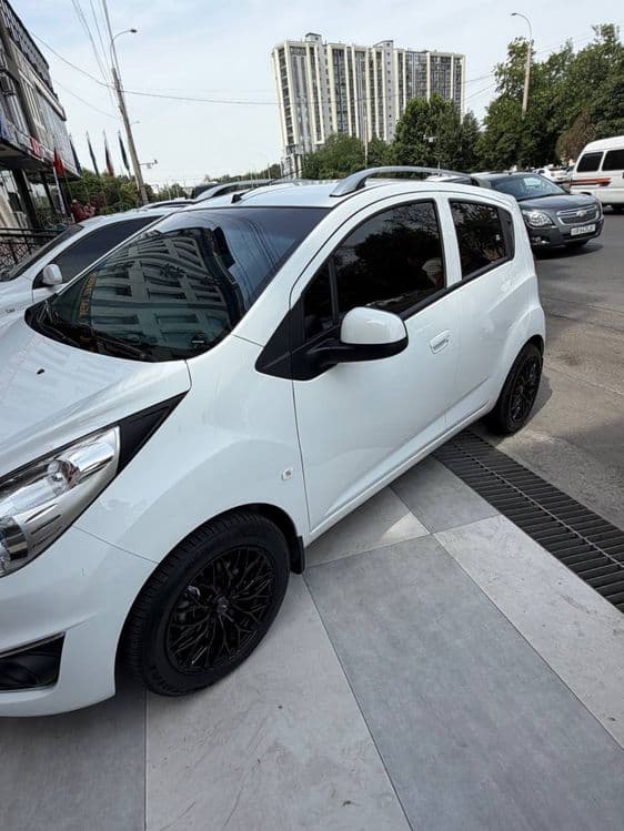 Spark avtomat 2021 yil kraska toza . 8600 km yurgan. — 2
