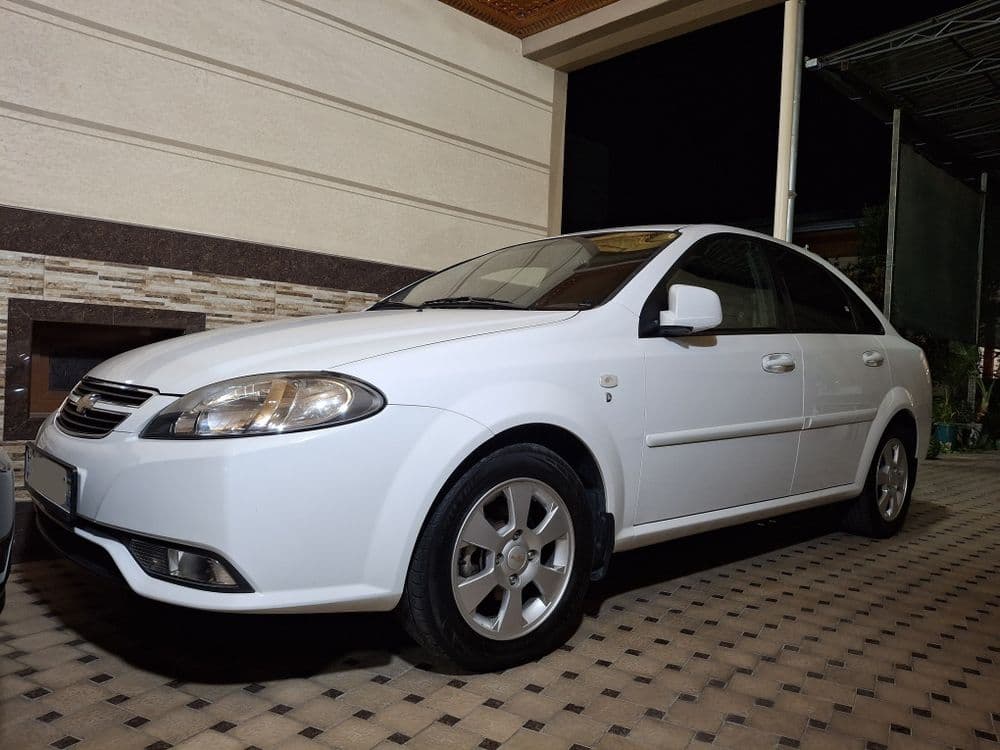 Chevrolet Gentra — 1