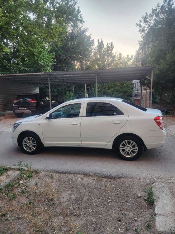 Продается Chevrolet Cobalt 2024 года — 1