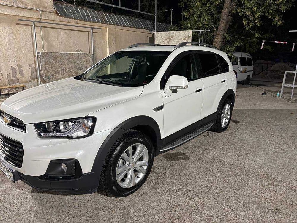 Chevrolet captiva 3 (4 qilinga) ho;ati yahshi bizin va gaz prapan — 1