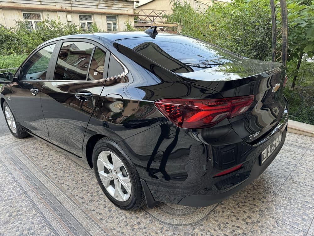 Onix premier 2024 + — 5