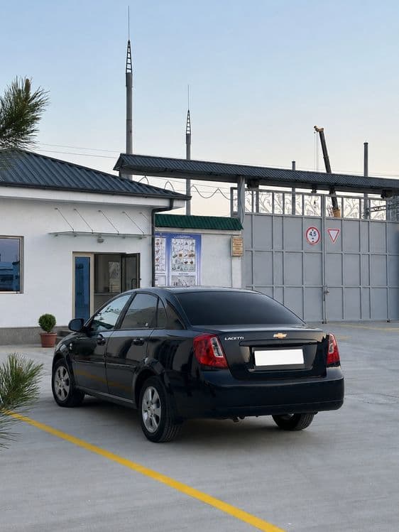 Chevrolet Lacetti — 3