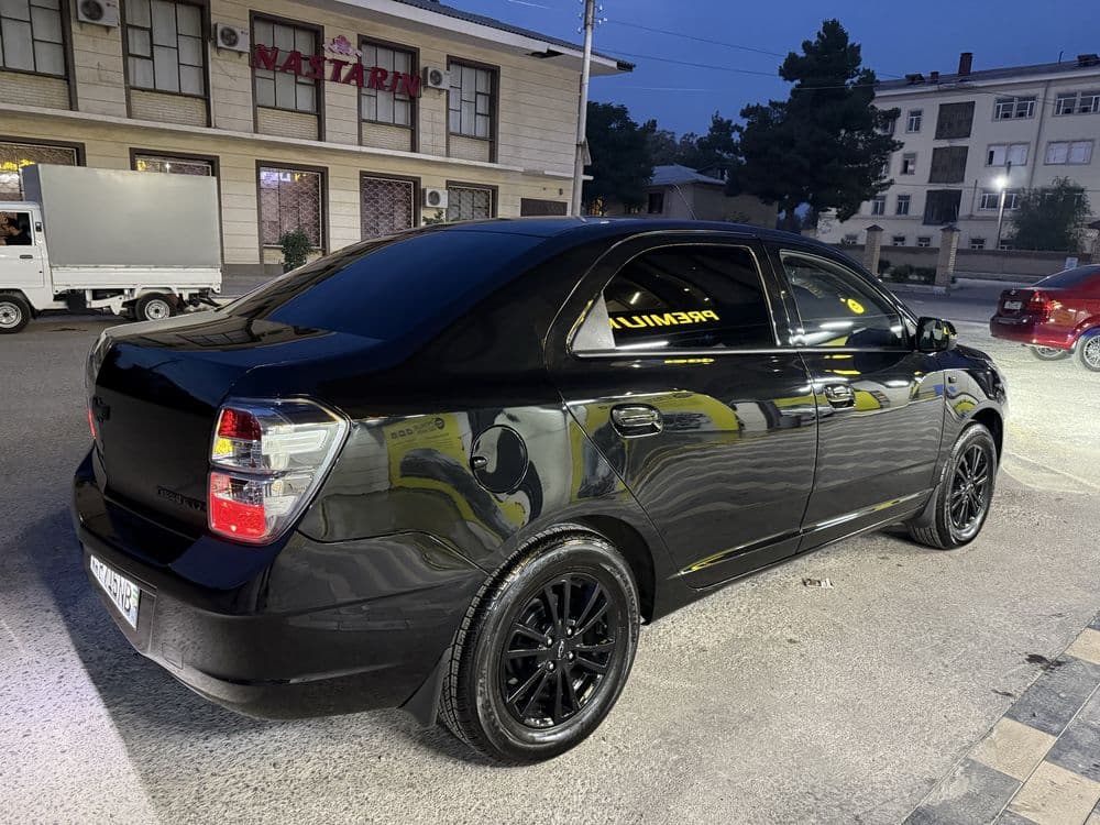 Chevrolet Cobalt — 4