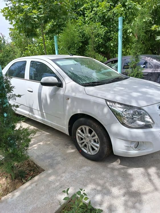 Chevrolet Cobalt 2024 — 2