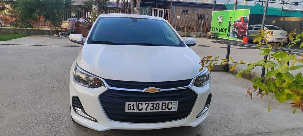 Chevrolet Onix  LTZ — 2