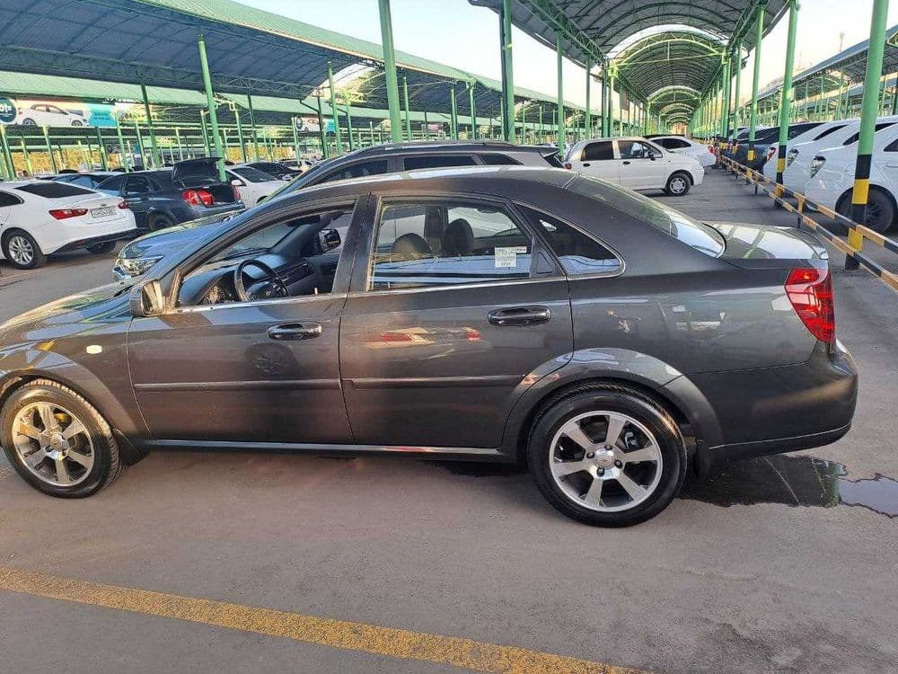 жентра 2019  пробег  24 000  за 12 200$ — 3
