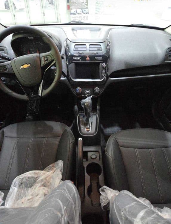 Chevrolet Cobalt Midnight MCM 2026 yangi, salondan soni kop — 4