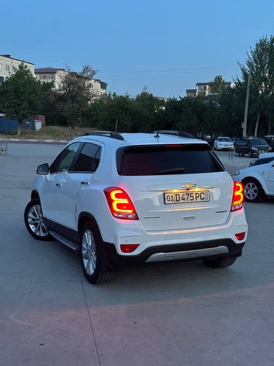 Tracker 1 premier 2019 — 2