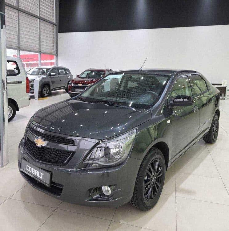 Chevrolet Cobalt Midnight MCM — 1