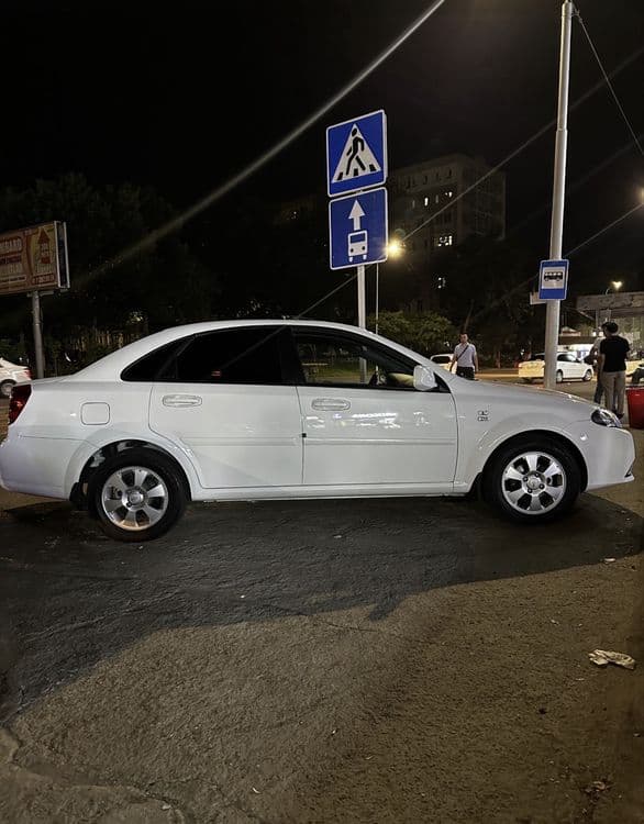 Gentra avtomat LTZ — 2